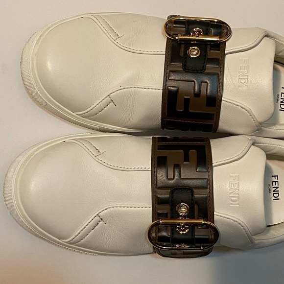 Fendi Signature white leather sneakers - Picture 5 of 8